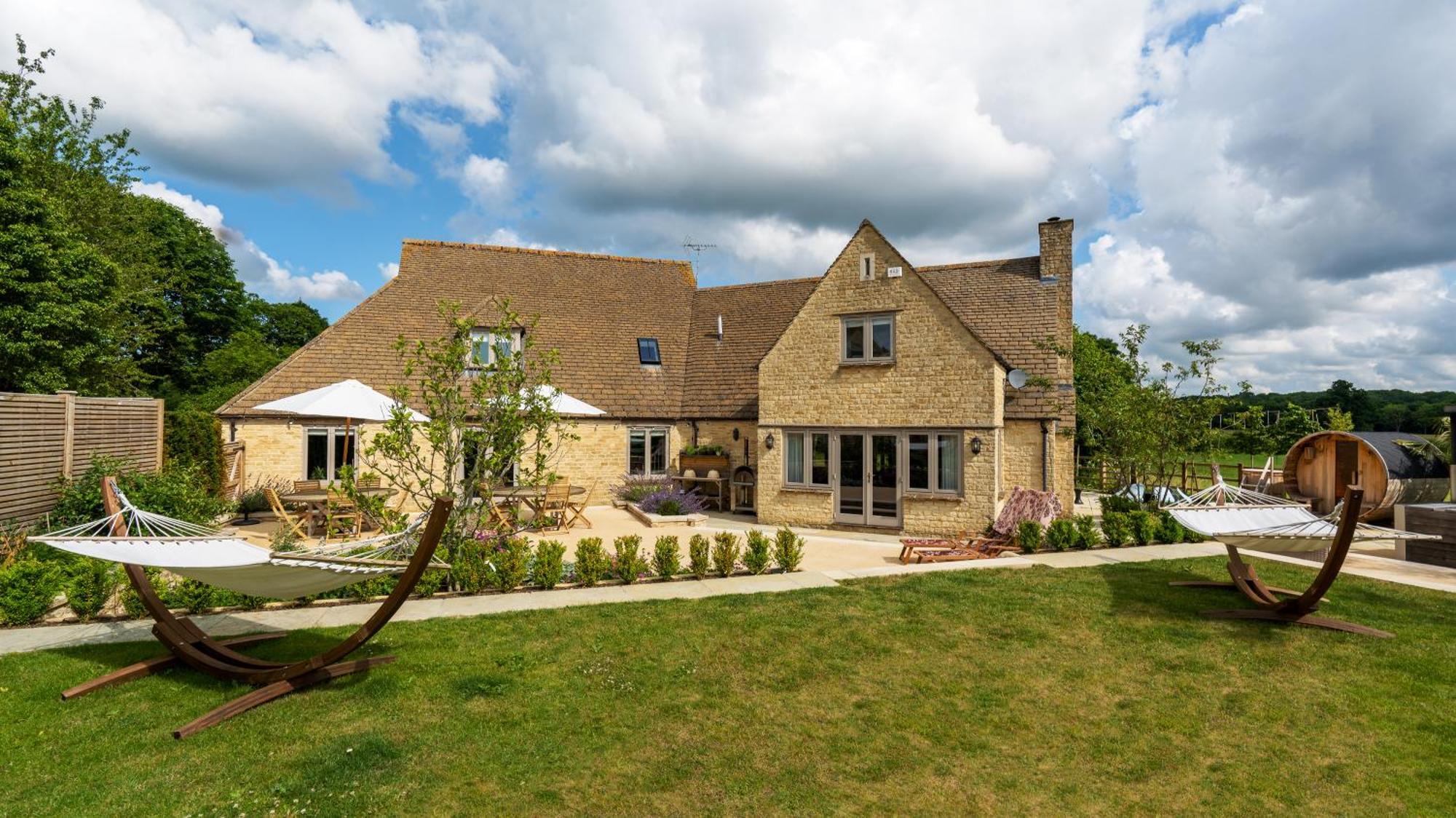 Warren House Villa Cirencester Buitenkant foto